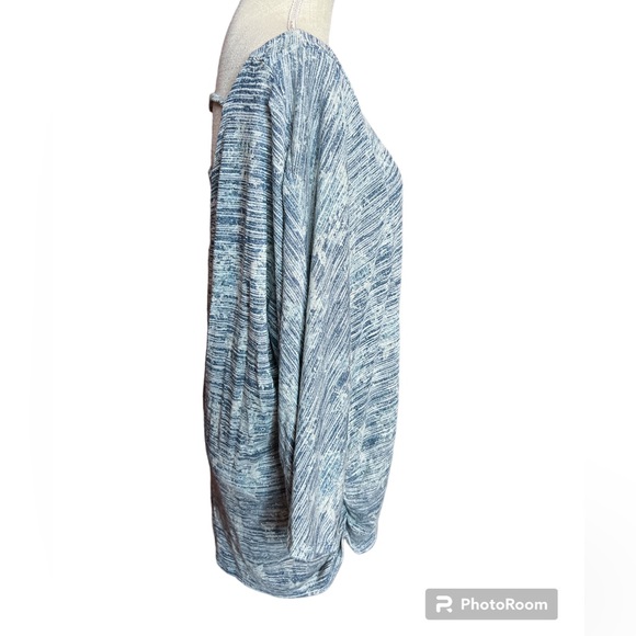 Faded Glory Maternity Light Weight Sweater Open Back - Picture 2 of 6